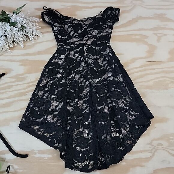 Camille LA Vie Black Lace Asymmetrical Cocktail Dress - Picture 3 of 6